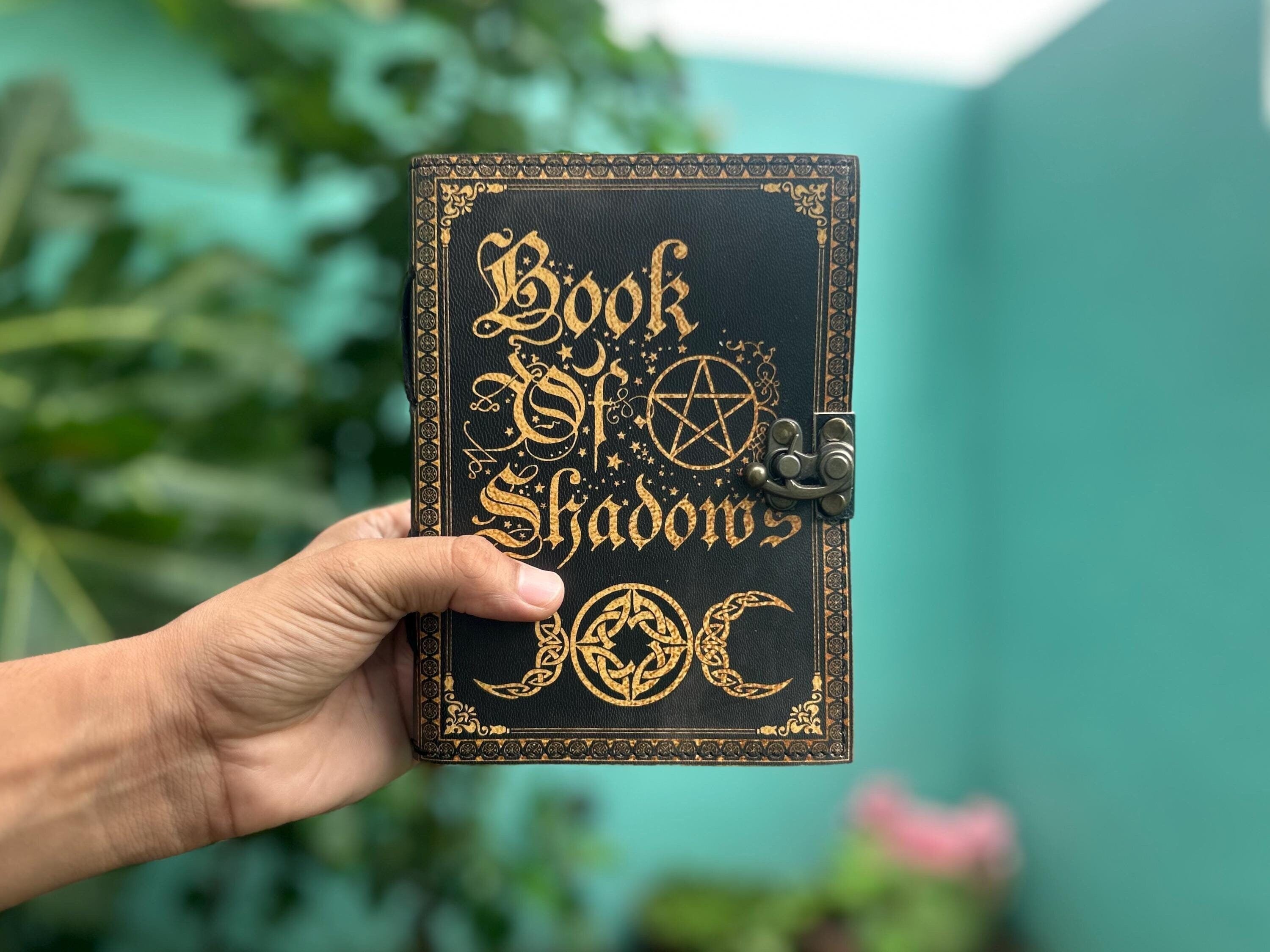 Book of Shadows Leather Journal (5×7 in) – Vintage Travel Notebook & Gift